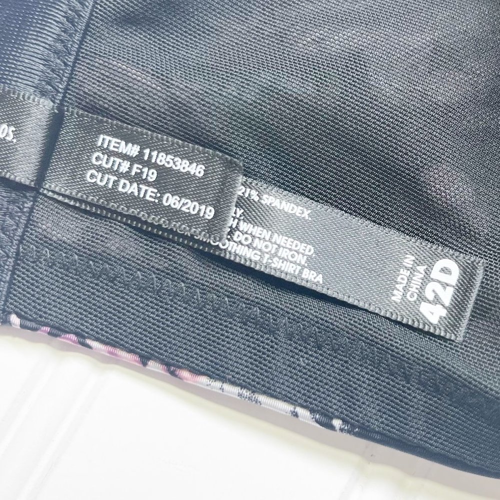 Torrid Black Floral Skull Curve 360 Back Smoothing Push Up Plunge Bra, Size 42D - Picture 8 of 9